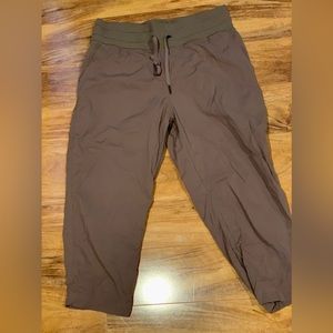 Dance studio cropped pants